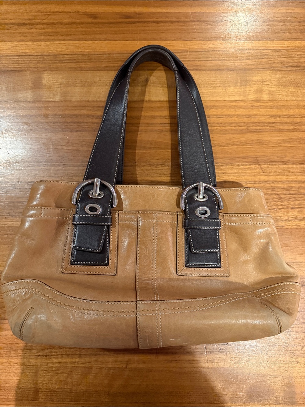 Vintage Coach Leather Soho two tone Shoulder Bag F10911